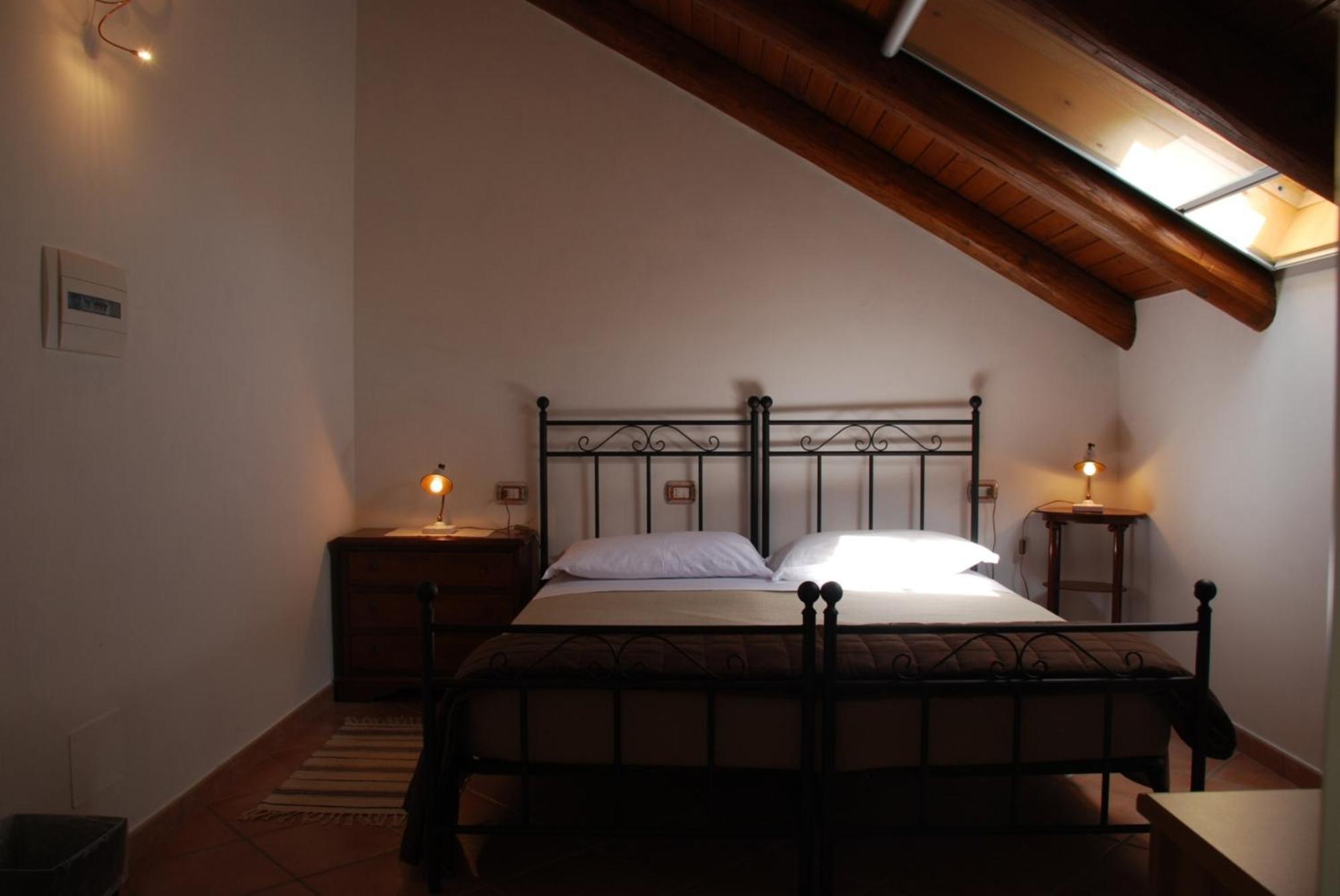 B&B Beata Solitudo Аджерола Номер фото